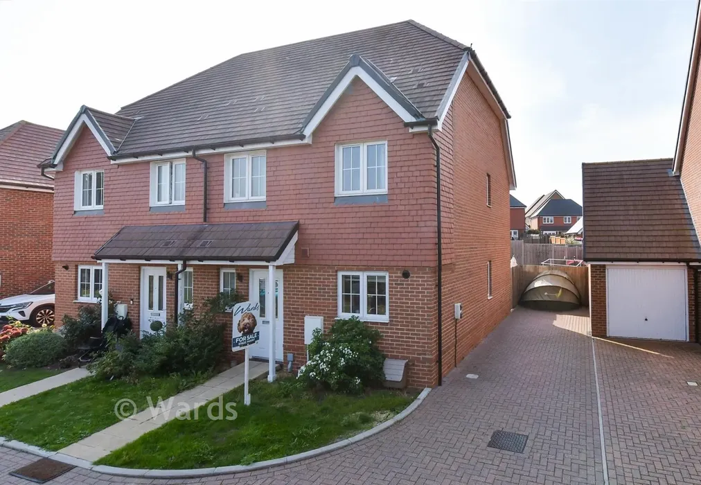 External (Web) ** - Weavering Court, Coxheath, Maidstone, Kent - Wards of Kent