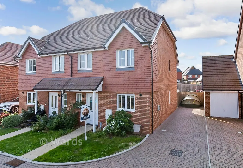 External (Web) ** - Weavering Court, Coxheath, Maidstone, Kent - Wards of Kent