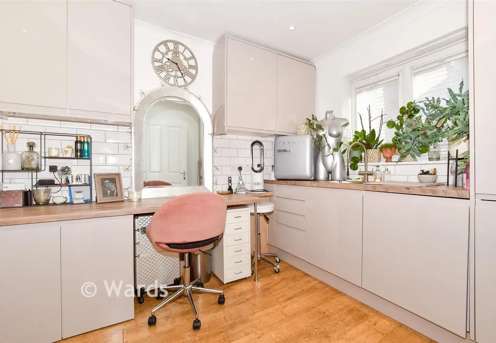 Utility - The Lakes, Larkfield, Kent - Wards of Kent