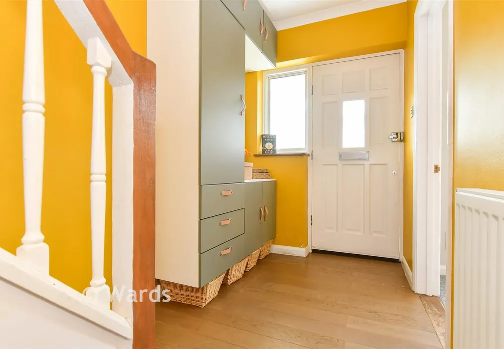 Entrance Hall - Newton Road, Tankerton, Whitstable, Kent - Wards of Kent