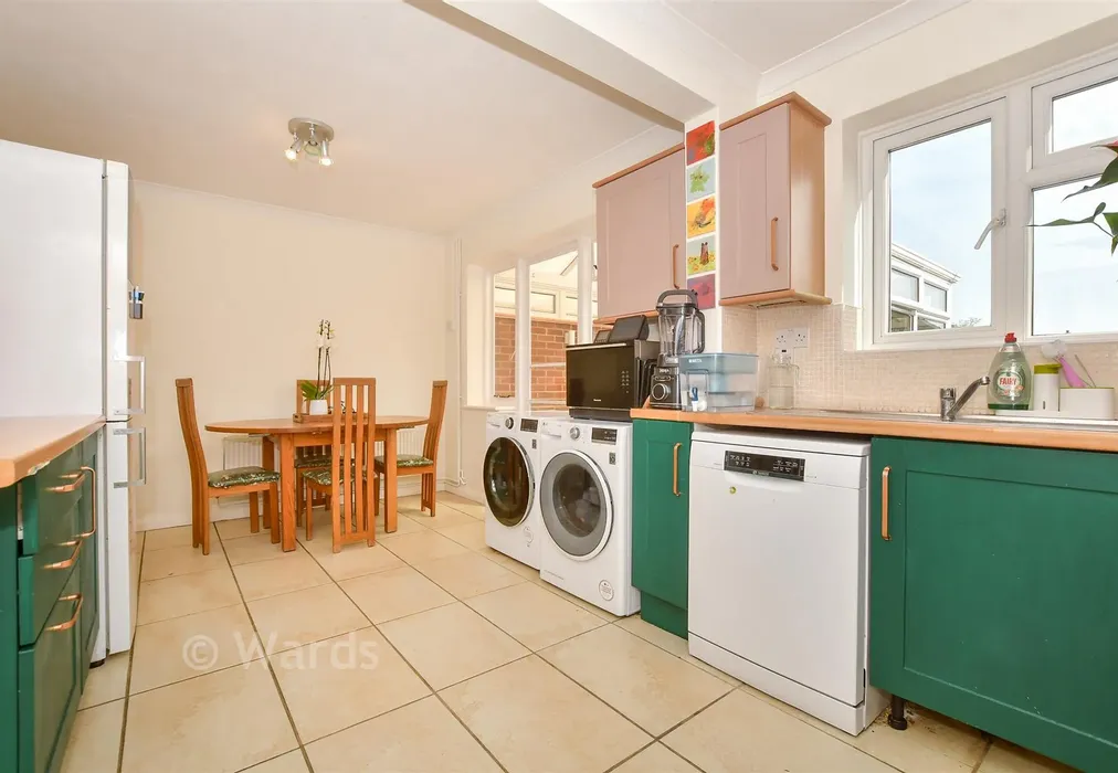 Kitchen/Diner - Newton Road, Tankerton, Whitstable, Kent - Wards of Kent