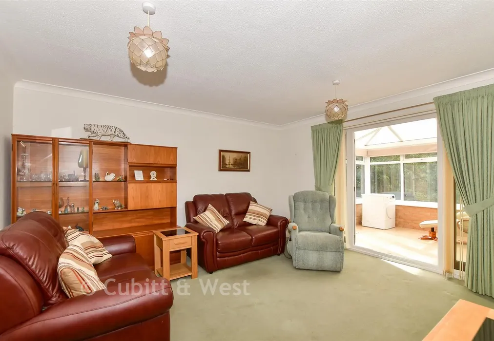 Lounge/Dining Room - Oliver Close, Crowborough, East Sussex - Wards of Kent