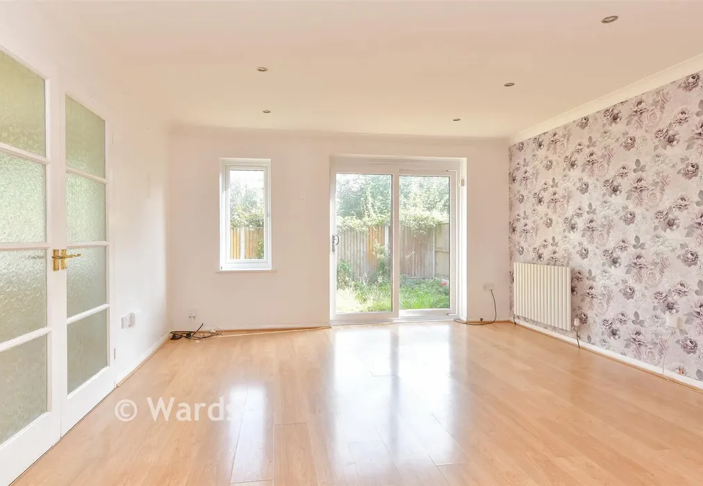 Lounge - Bulrush Close, Walderslade, Chatham, Kent - Wards of Kent
