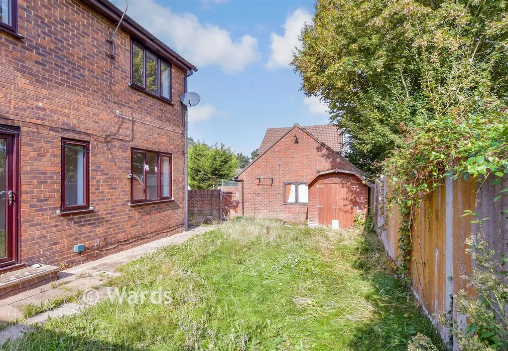 Rear Garden - Bulrush Close, Walderslade, Chatham, Kent - Wards of Kent