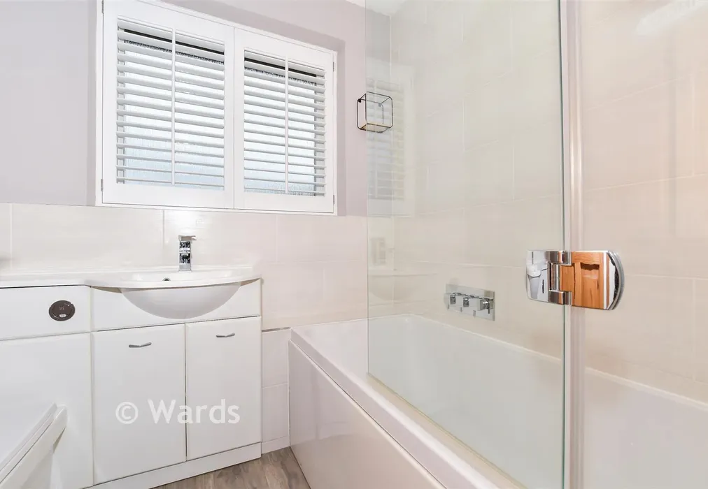 Bathroom - Blacksmith Drive, Weavering, Maidstone, Kent - Wards of Kent
