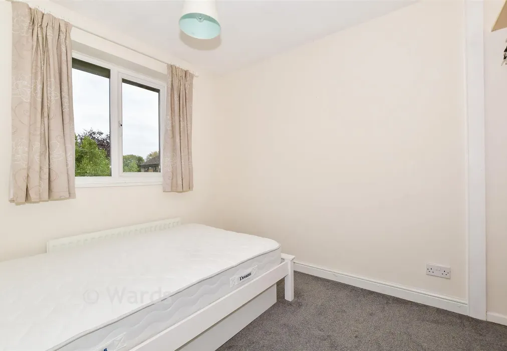 Bedroom 2 - Blacksmith Drive, Weavering, Maidstone, Kent - Wards of Kent