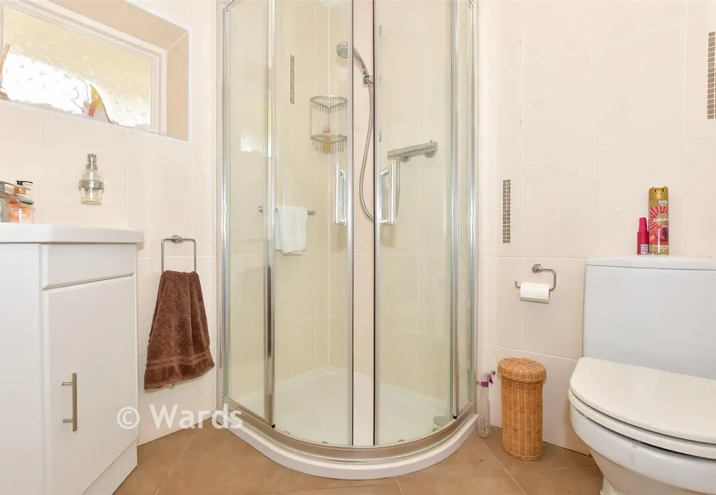 Shower Room - Cornwallis Close, Folkestone, Kent - Wards of Kent