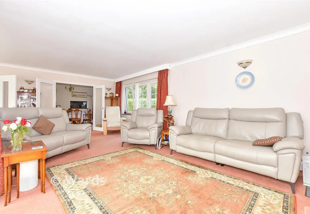 Lounge - Cornwallis Close, Folkestone, Kent - Wards of Kent