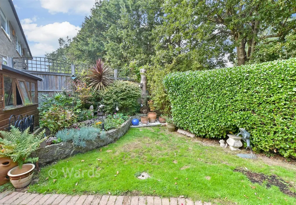 Rear Garden - Cornwallis Close, Folkestone, Kent - Wards of Kent