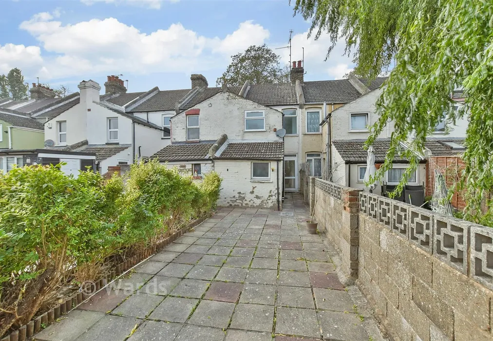 Rear Garden - Court Lodge Road, Gillingham, Kent - Wards of Kent