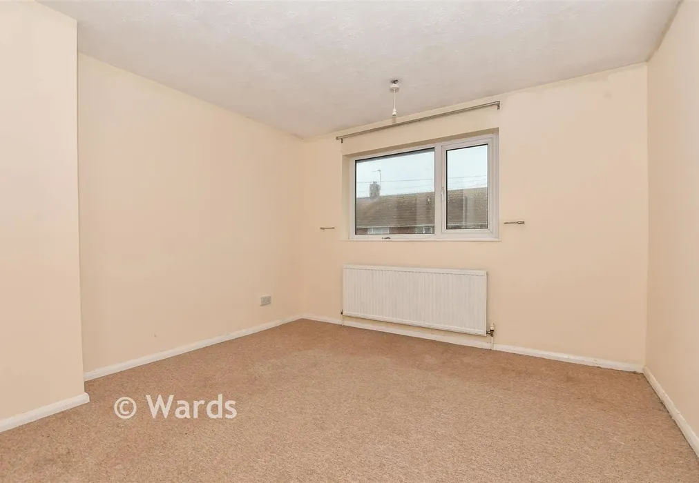 Bedroom 1 - Queensway, Lydd, Kent - Wards of Kent