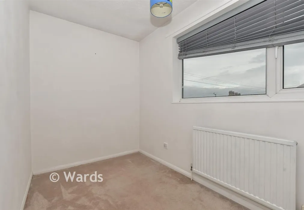 Bedroom 2 - Queensway, Lydd, Kent - Wards of Kent