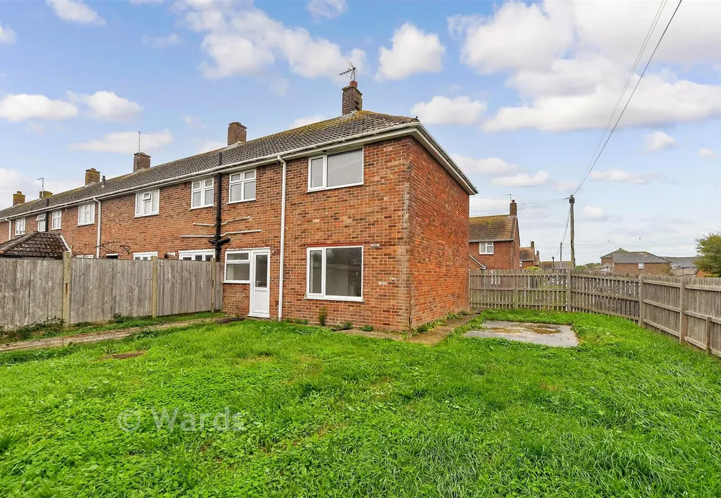 Rear Garden - Queensway, Lydd, Kent - Wards of Kent