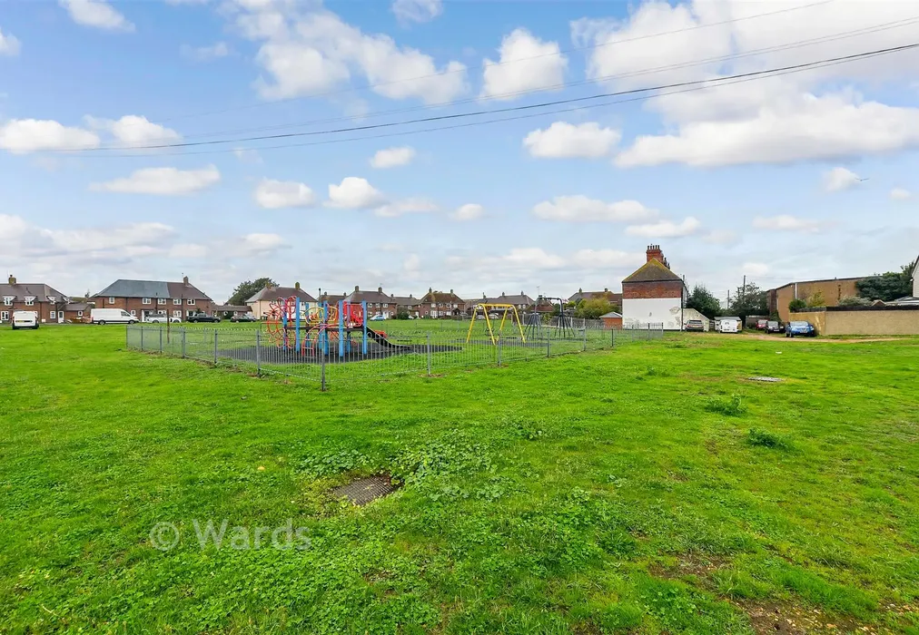 Surrounding Area - Queensway, Lydd, Kent - Wards of Kent