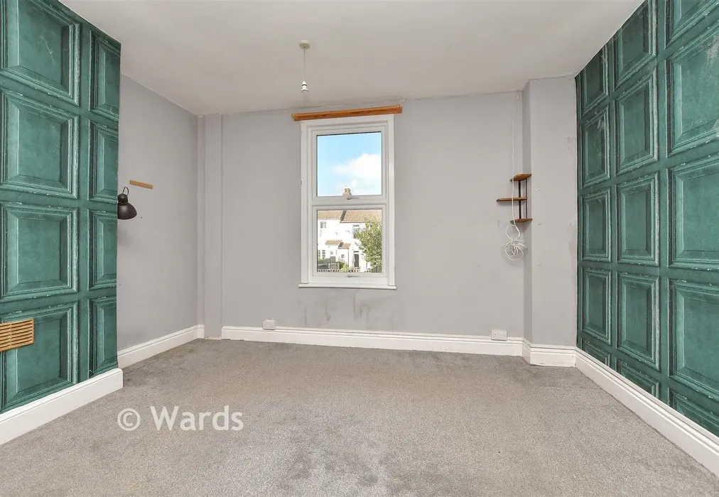 Bedroom 2 - Holmside, Gillingham, Kent - Wards of Kent