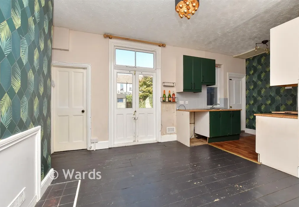 Kitchen/Diner - Holmside, Gillingham, Kent - Wards of Kent