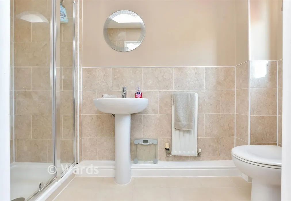 En-Suite Shower Room - Stocking Road, Broadstairs, Kent - Wards of Kent