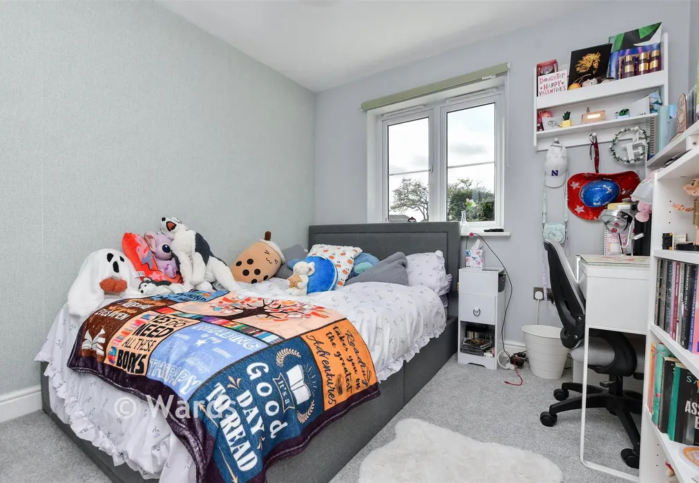 Bedroom 2 - Stocking Road, Broadstairs, Kent - Wards of Kent