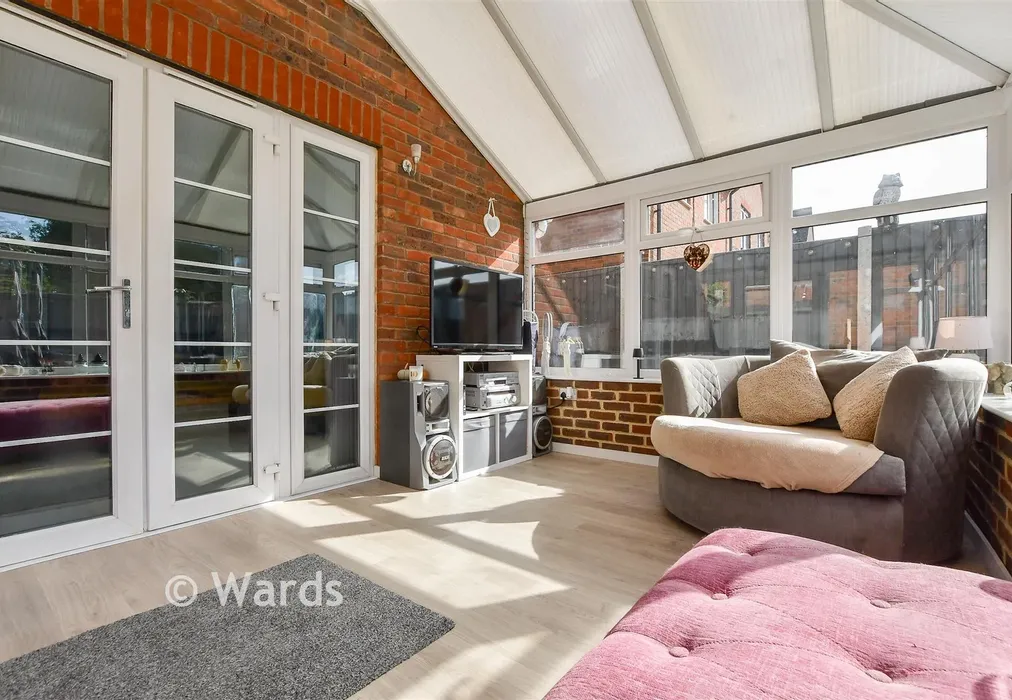 Conservatory - Stocking Road, Broadstairs, Kent - Wards of Kent