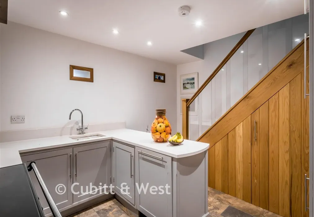 Kitchen - High Street, Arundel, West Sussex - Wards of Kent