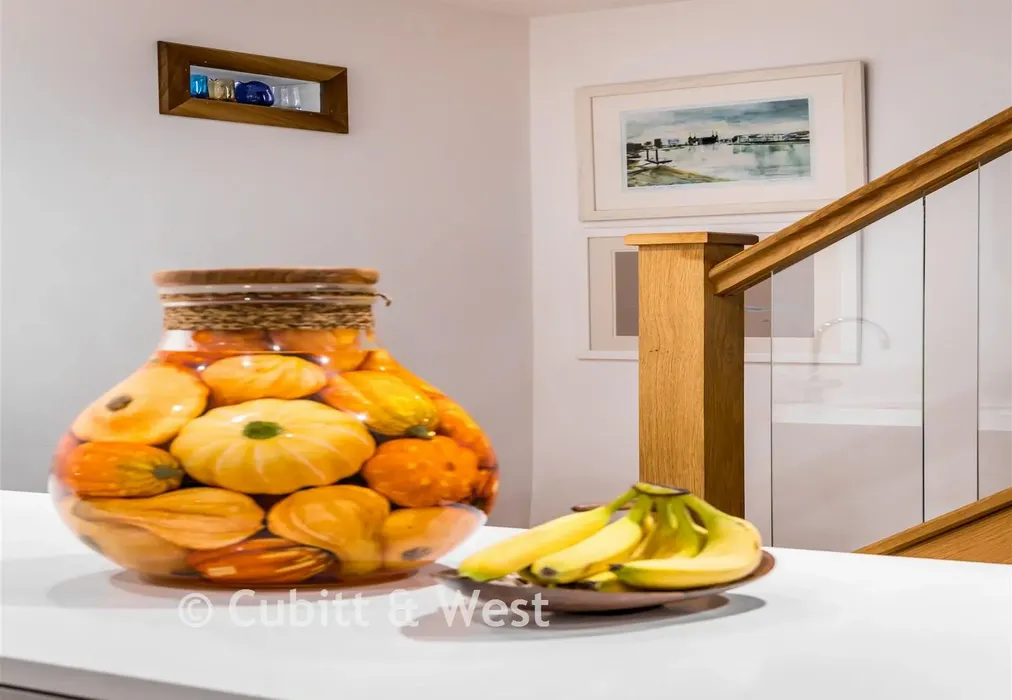 Lifestyle Internal - High Street, Arundel, West Sussex - Wards of Kent