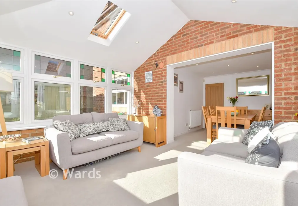Garden Room - Stirling Road, West Malling, Kent - Wards of Kent