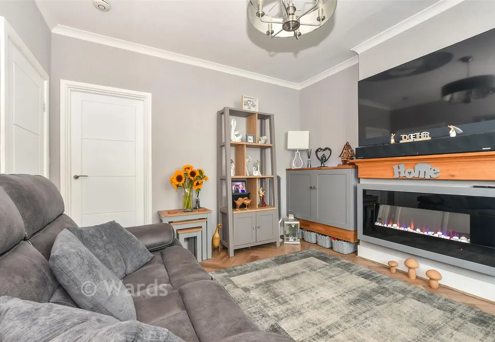 Lounge - Royds Road, Willesborough, Ashford, Kent - Wards of Kent