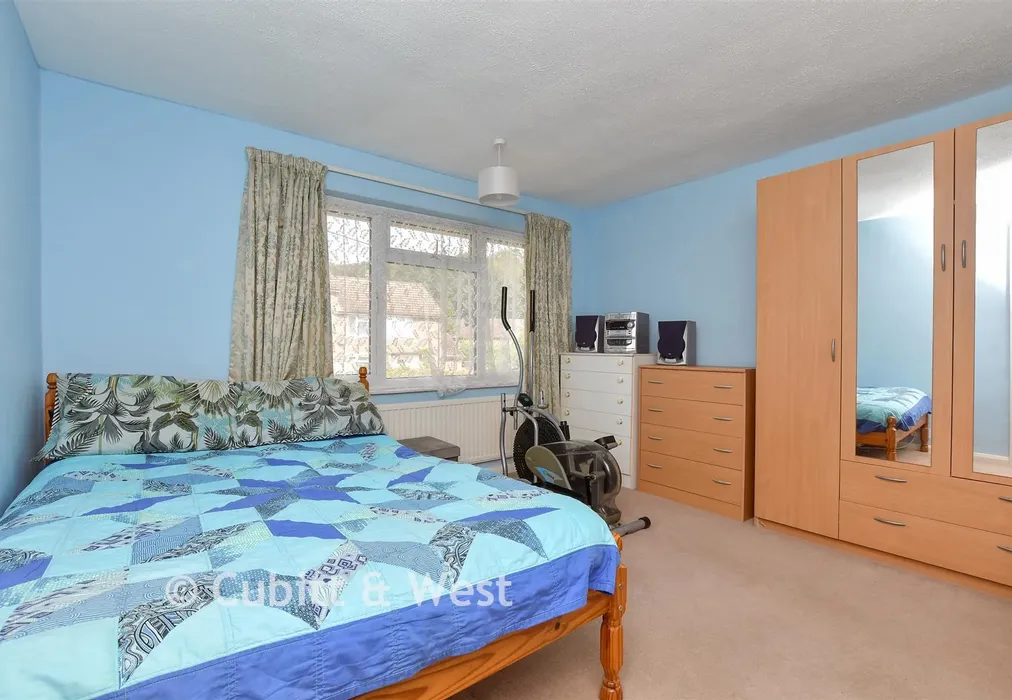 Bedroom 1 - Blackthorn Road, Reigate, Surrey - Wards of Kent