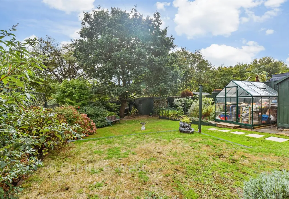 Rear Garden - Blackthorn Road, Reigate, Surrey - Wards of Kent