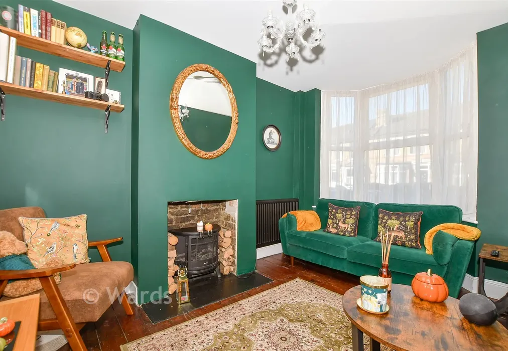 Lounge - Victoria Street, Maidstone, Kent - Wards of Kent