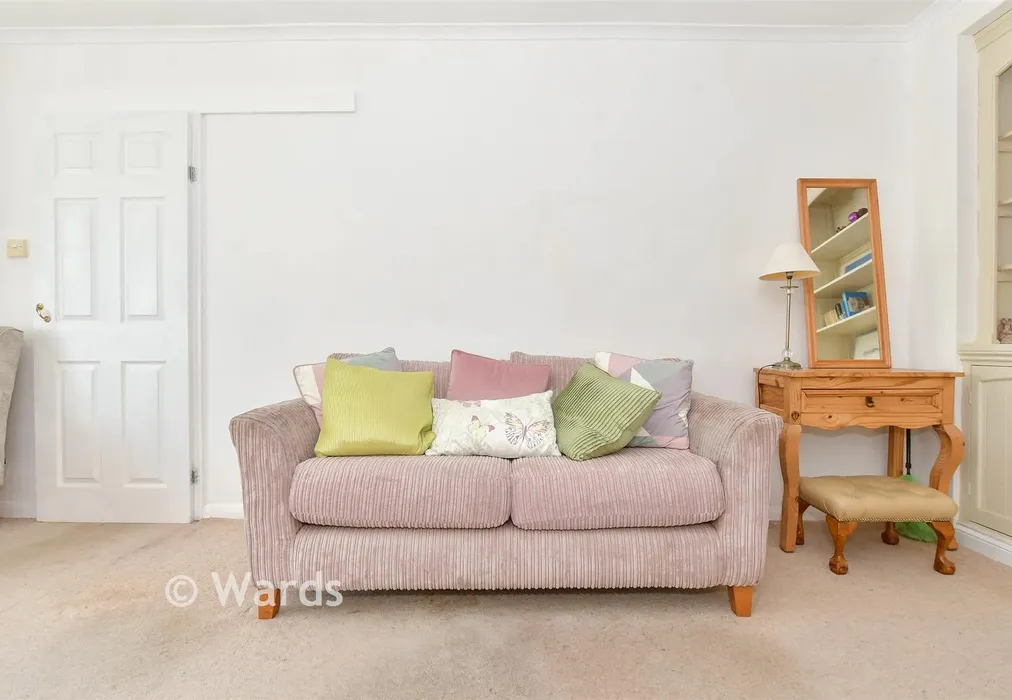 Lounge - Fletcher Road, Whitstable, Kent - Wards of Kent