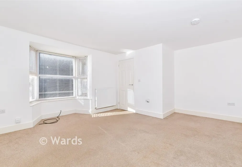 Lounge - Maidstone Road, Paddock Wood, Kent - Wards of Kent
