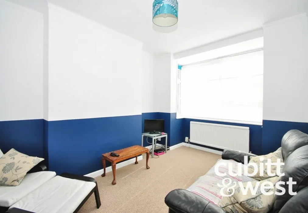  - Hollam Road Southsea PO4 - Wards of Kent