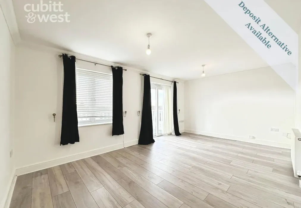 Lounge - DEPOSIT ALTERNATIVE AVAILABLE, Kenilworth Close, BN2 - Wards of Kent
