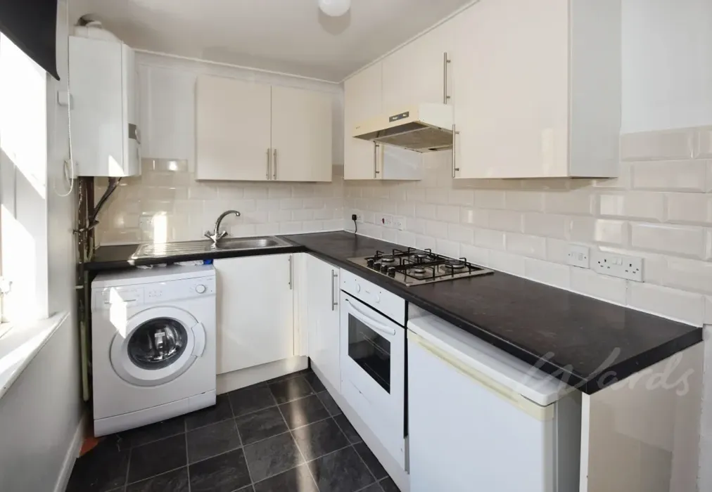 evorg kitchen - Grove Road Chatham ME4 - Wards of Kent