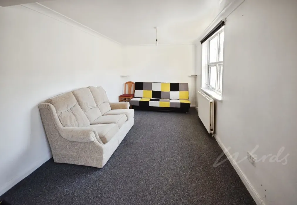 evorg lounge - Grove Road Chatham ME4 - Wards of Kent