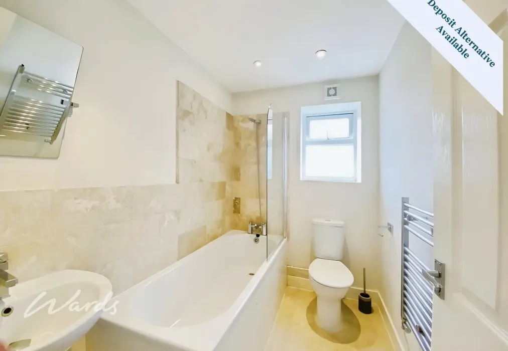 f18c9e36-Bathroom - Upper Stone Street Maidstone ME15 - Wards of Kent