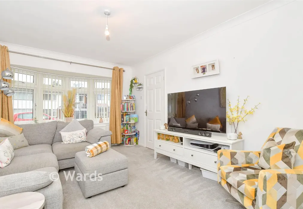 Lounge - Northleigh Close, Maidstone, Kent - Wards of Kent