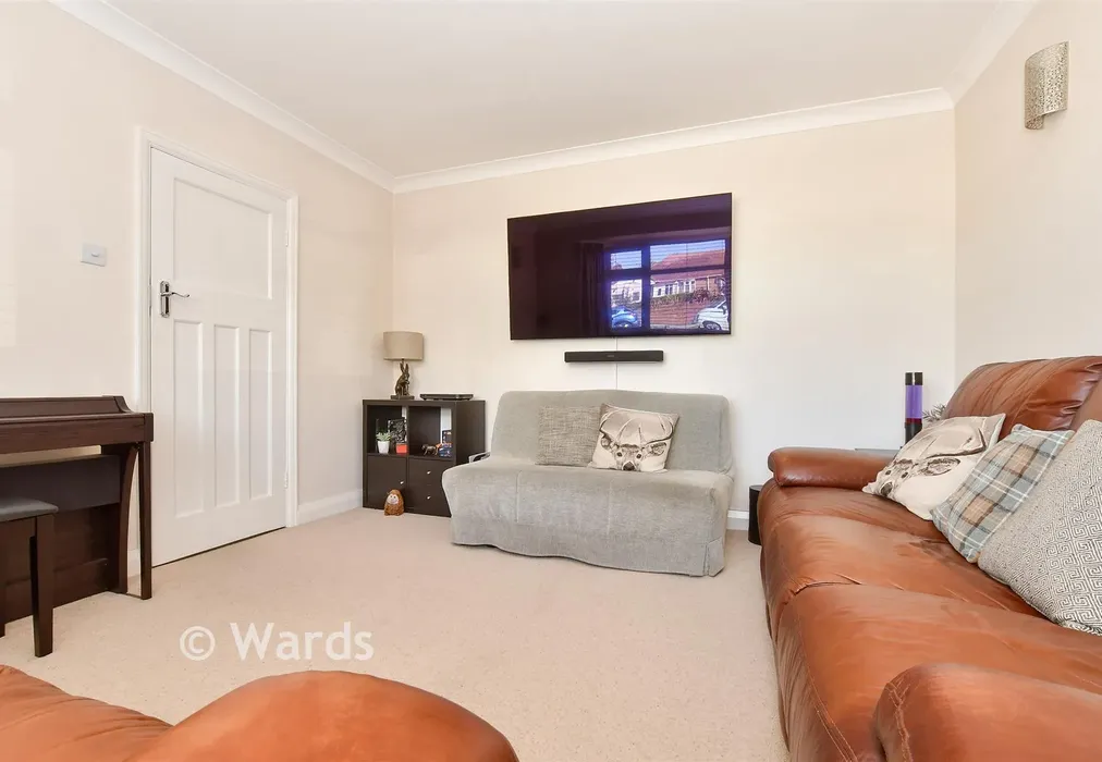 Lounge - St. John's Road, Swalecliffe, Kent - Wards of Kent