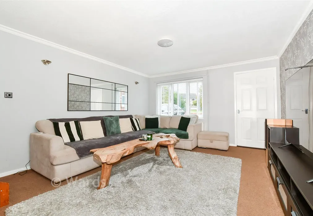 Lounge - Hook Road, Snodland, Kent - Wards of Kent