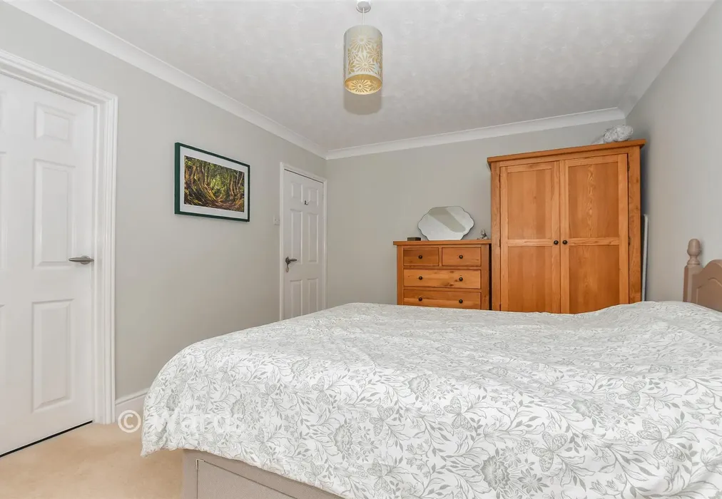 Bedroom 1 - St. Nicholas Road, Littlestone, New Romney, Kent - Wards of Kent