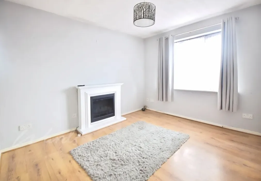 Lounge - Churchill Close Dartford DA1 - Wards of Kent