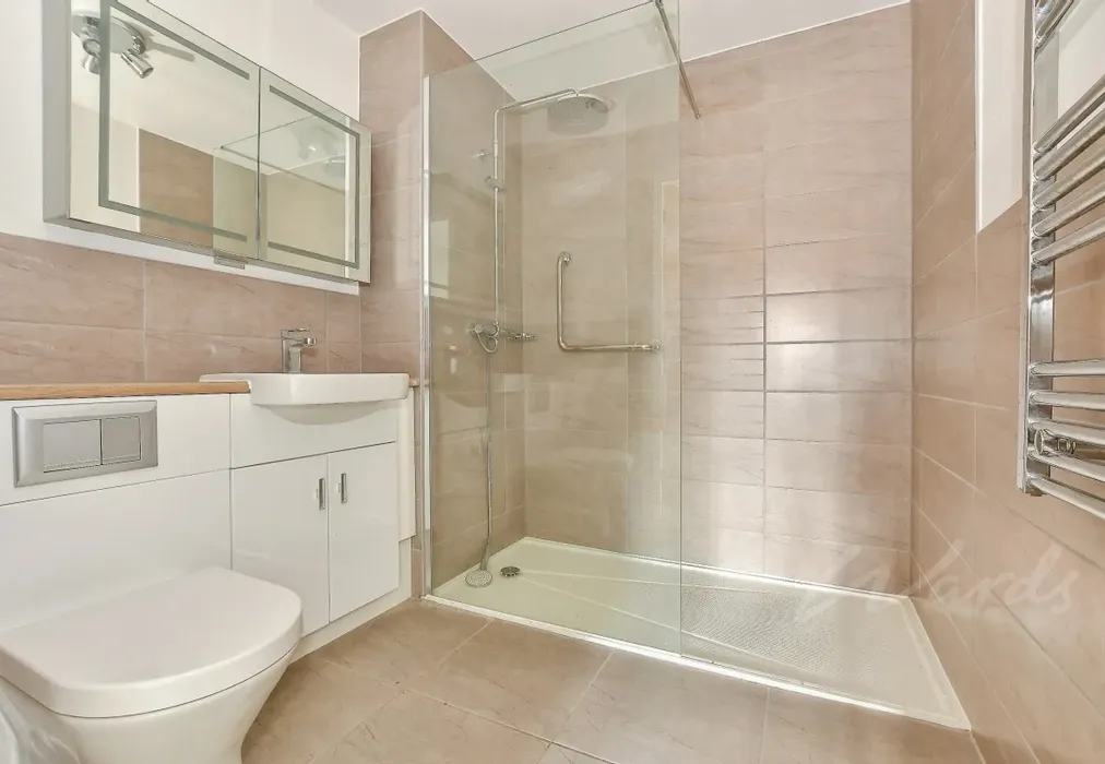 a69d65d8-wer 20ro... - Oak Tree Court Smallhythe Road TN30 - Wards of Kent