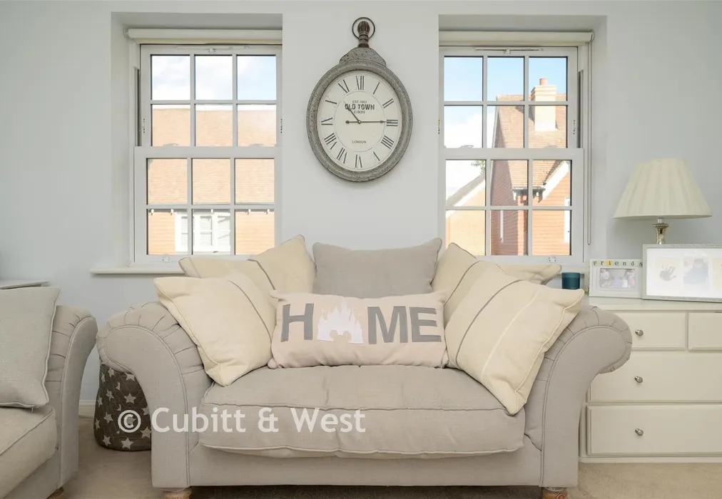 Internal Lifestyle Photograph - Whittaker Drive, Horley, Surrey - Wards of Kent