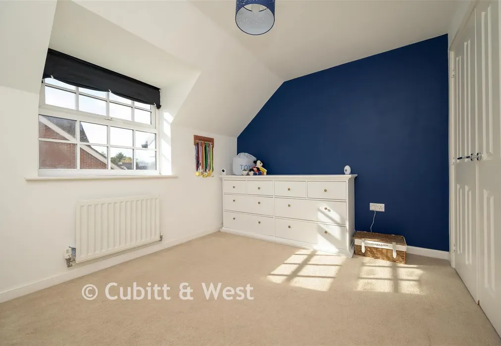 Bedroom 2 - Whittaker Drive, Horley, Surrey - Wards of Kent