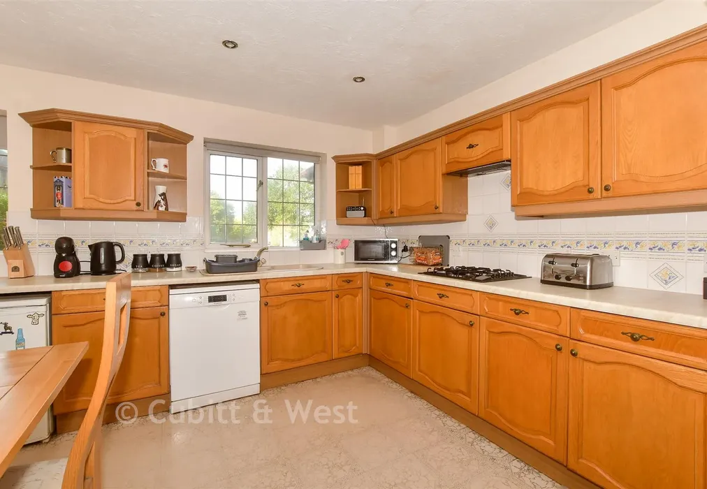 Kitchen/Dining Room - Charlock Way, Southwater, West Sussex - Wards of Kent