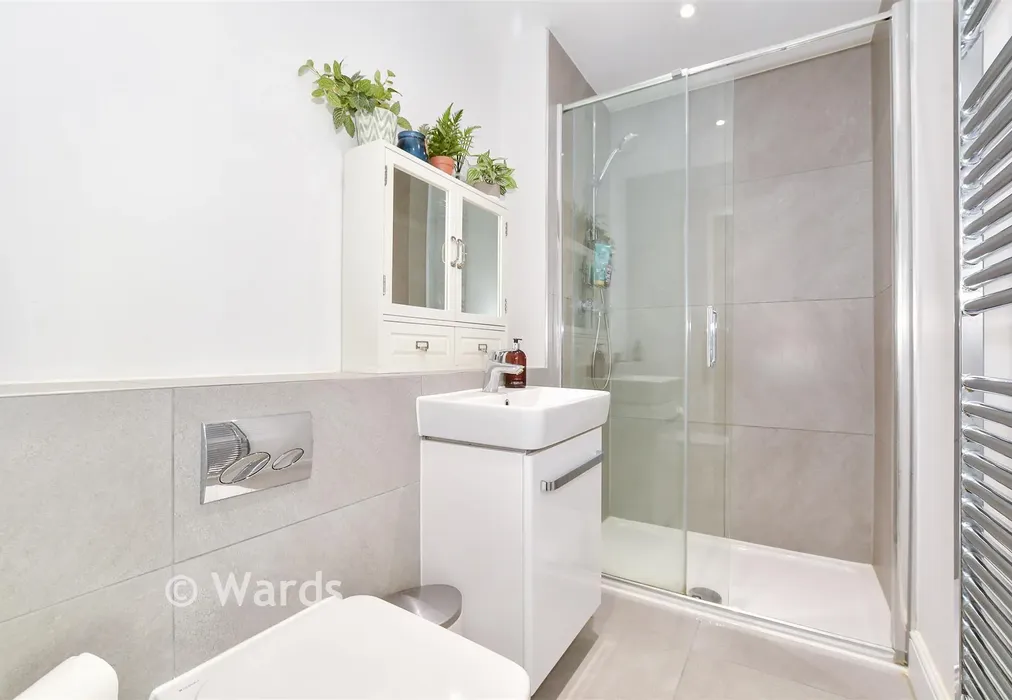 En-Suite Shower Room - Fairfield Close, Tonbridge, Kent - Wards of Kent