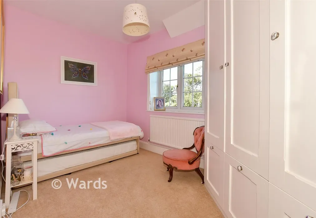 Bedroom 2 - Percy Avenue, Broadstairs, Kent - Wards of Kent