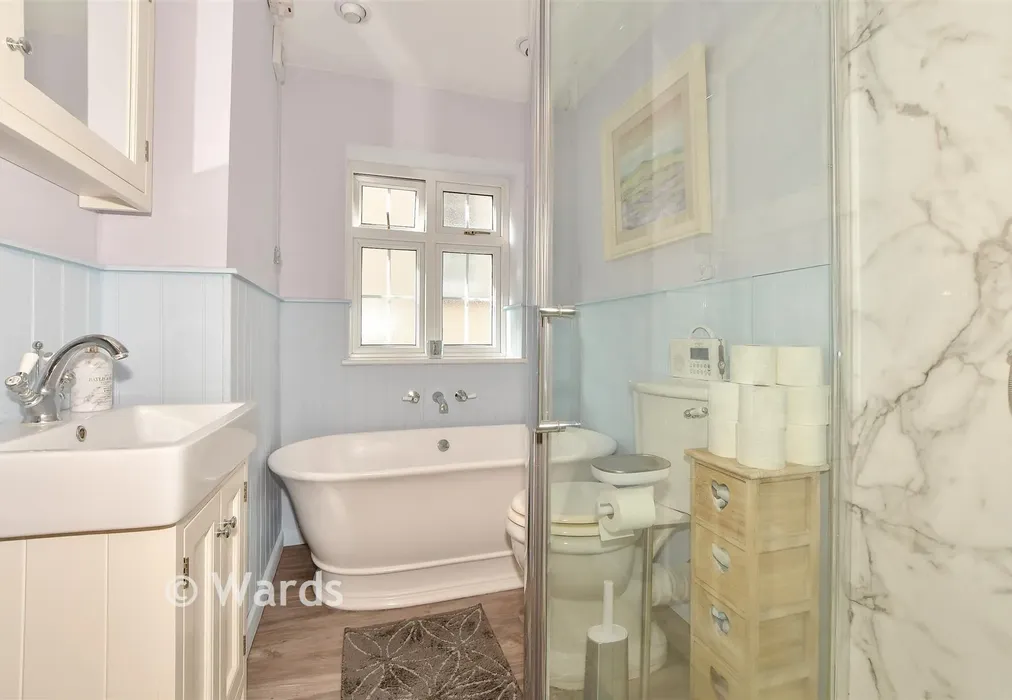 External Lifestyle Photograph - Percy Avenue, Broadstairs, Kent - Wards of Kent