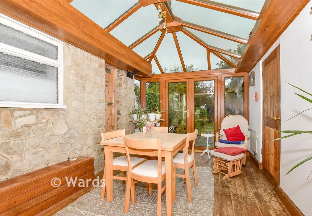 Family Area - Heath Road, Boughton Monchelsea, Maidstone, Kent - Wards of Kent